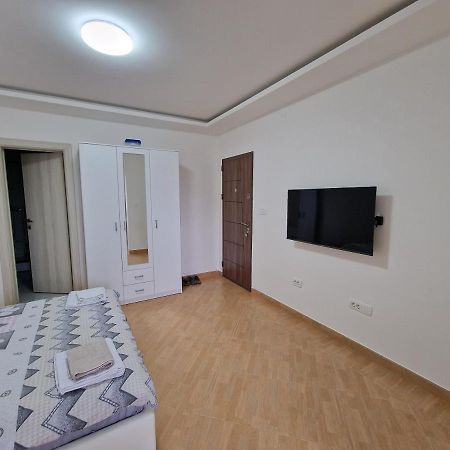 Apartman Tolosi Podgorica Eksteriør bilde