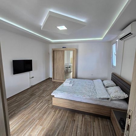 Apartman Tolosi Podgorica Eksteriør bilde