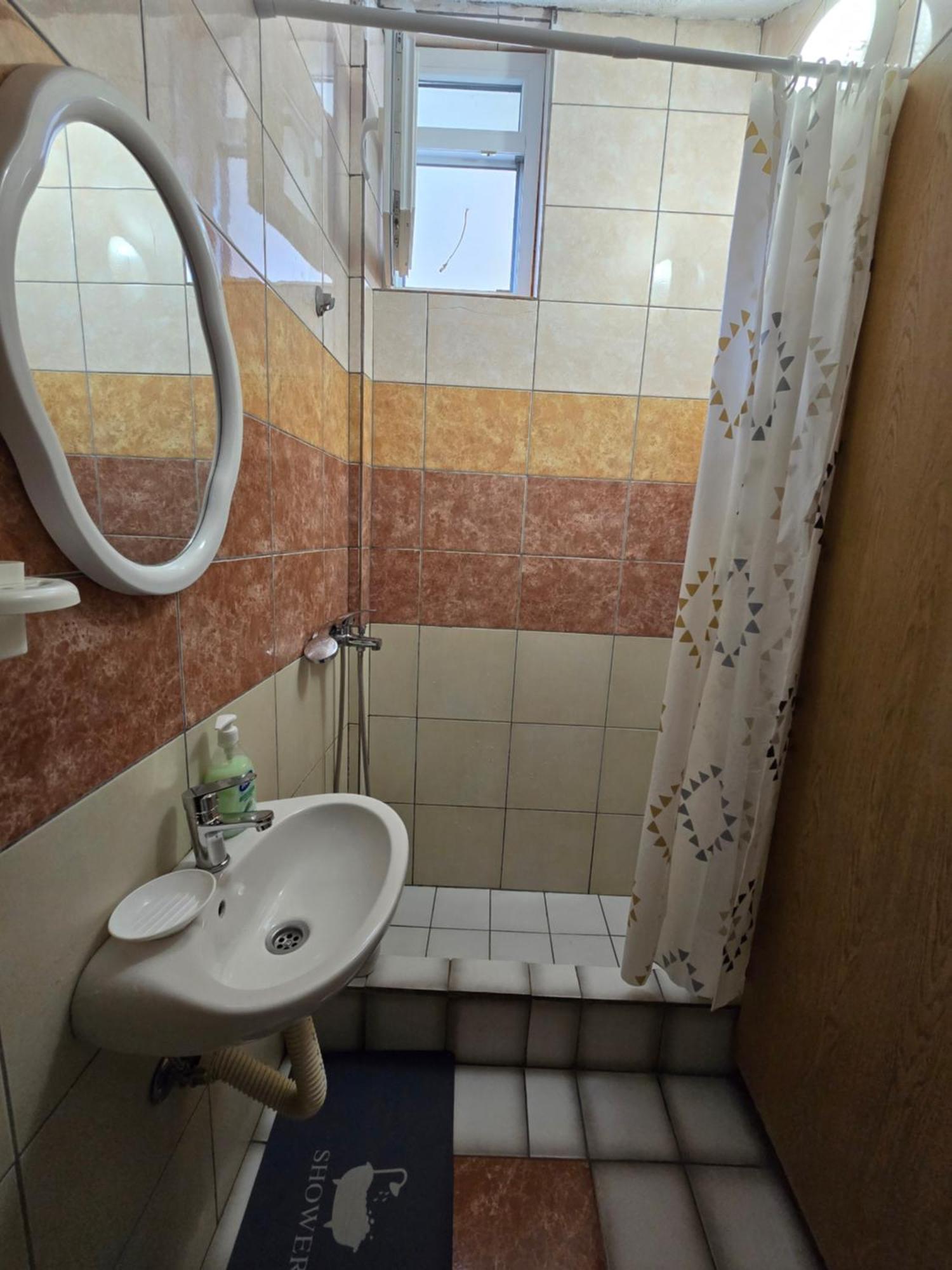 Apartman Tolosi Podgorica Eksteriør bilde