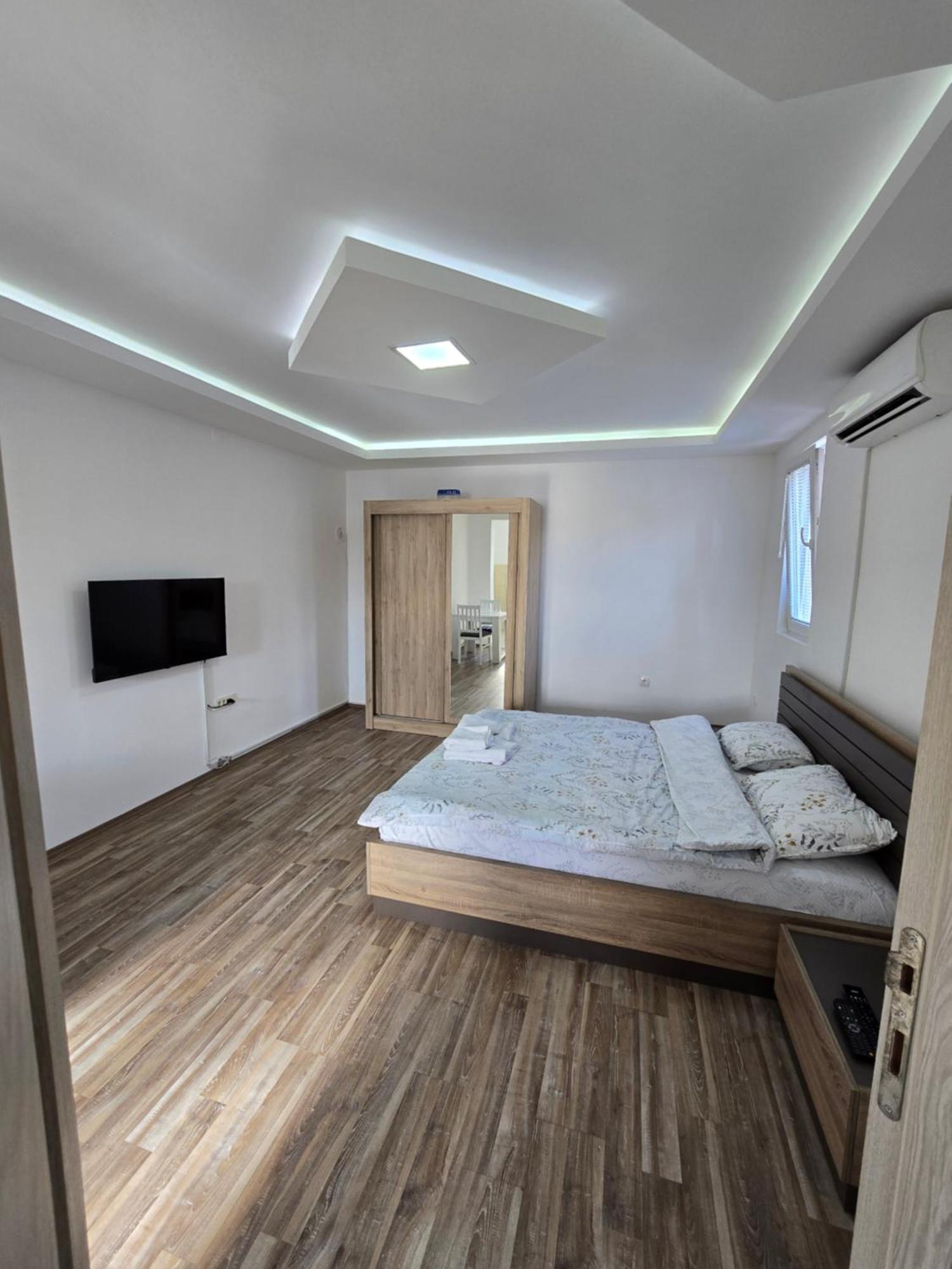 Apartman Tolosi Podgorica Eksteriør bilde